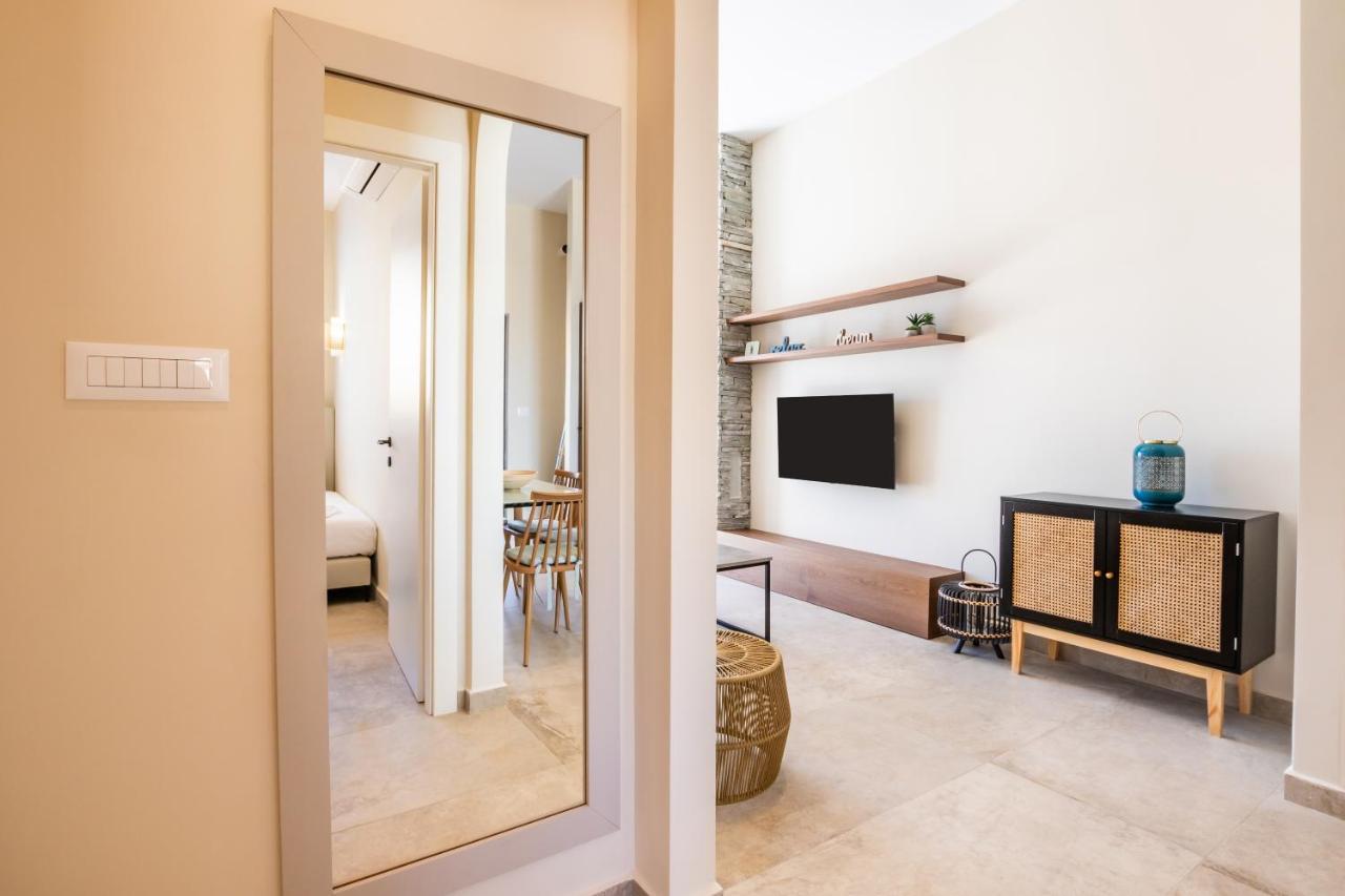 Euphoria Suites Lakki  外观 照片
