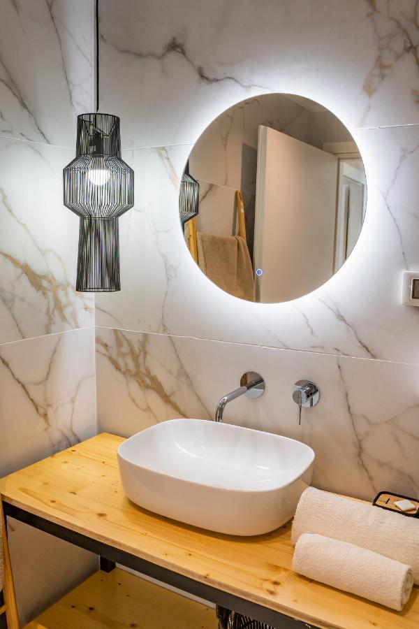 Euphoria Suites Lakki  外观 照片